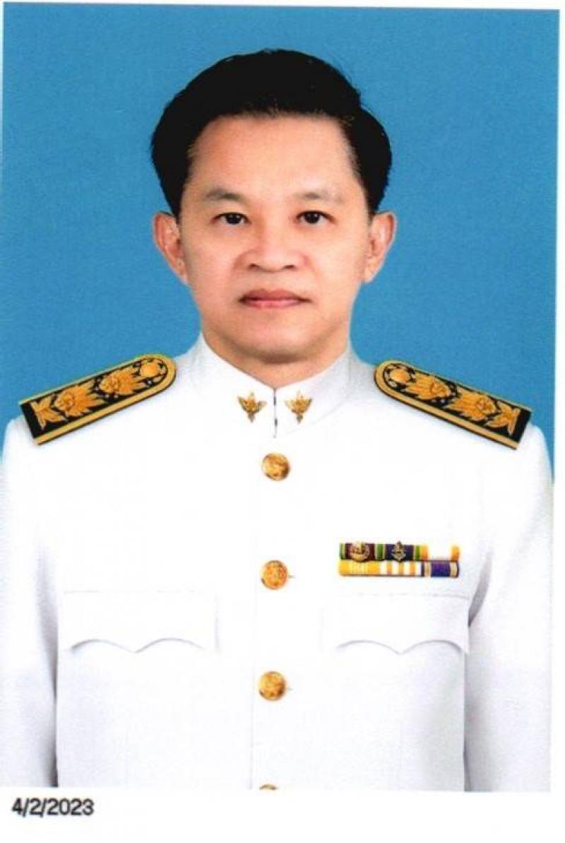 นายสุเทพ     วรรณา	
